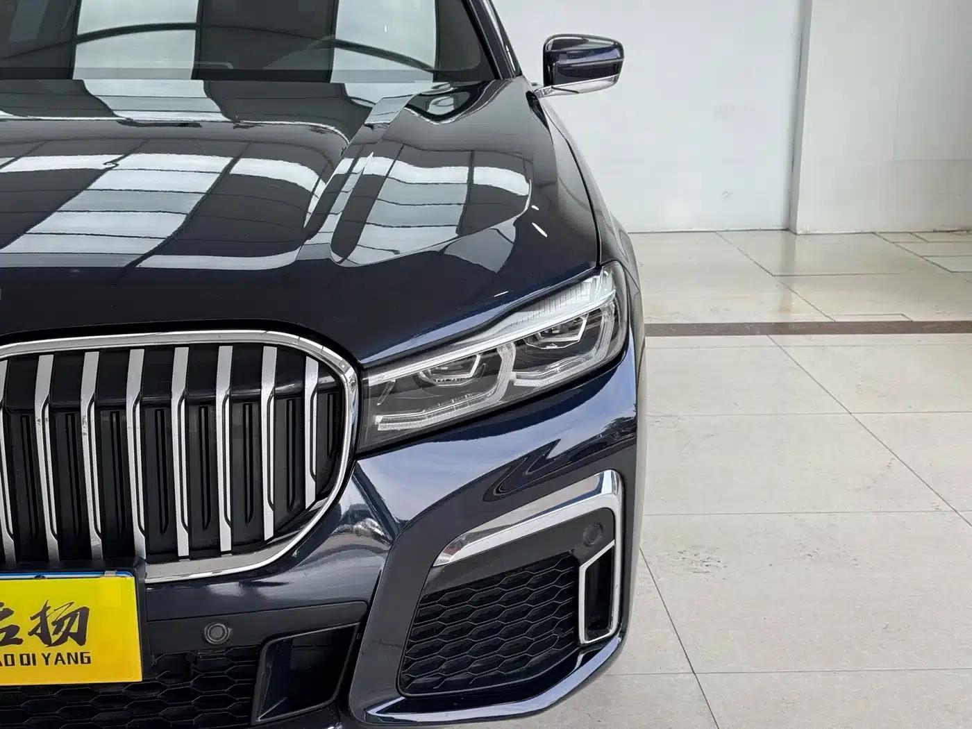 2019 BMW 7 Series Facelift 730Li M Sport Package — миниатюра 3