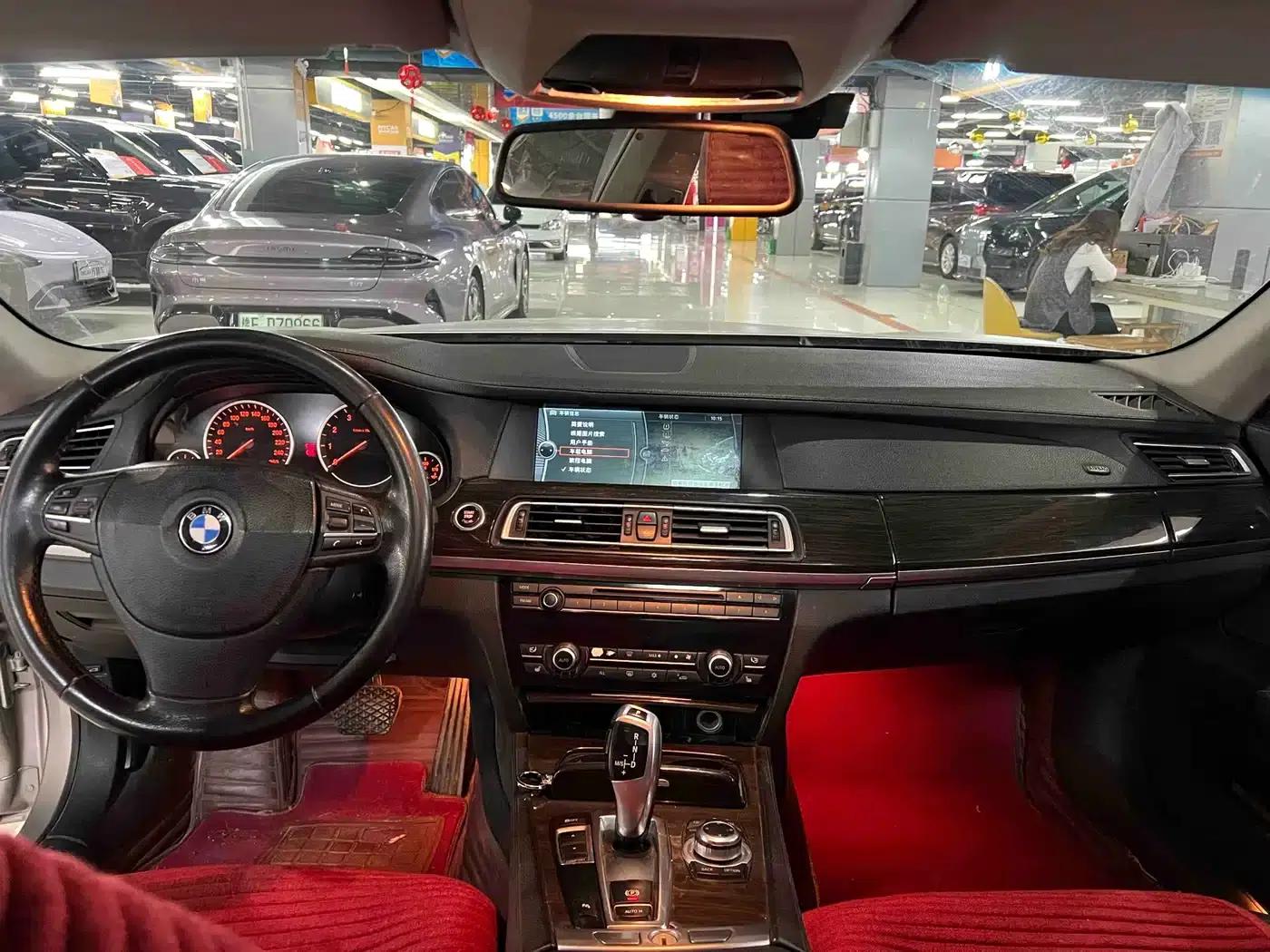 BMW 7 Series 2009 740Li Leading Edition — миниатюра 8