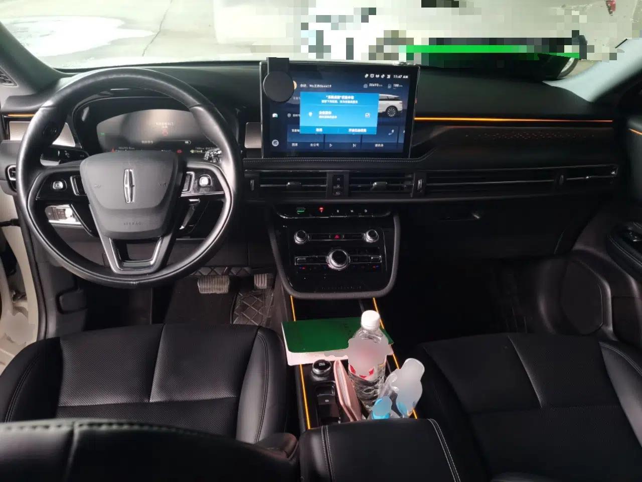 Lincoln Corsair 2022 2.0T Two-Wheel Drive Deluxe Edition — миниатюра 9