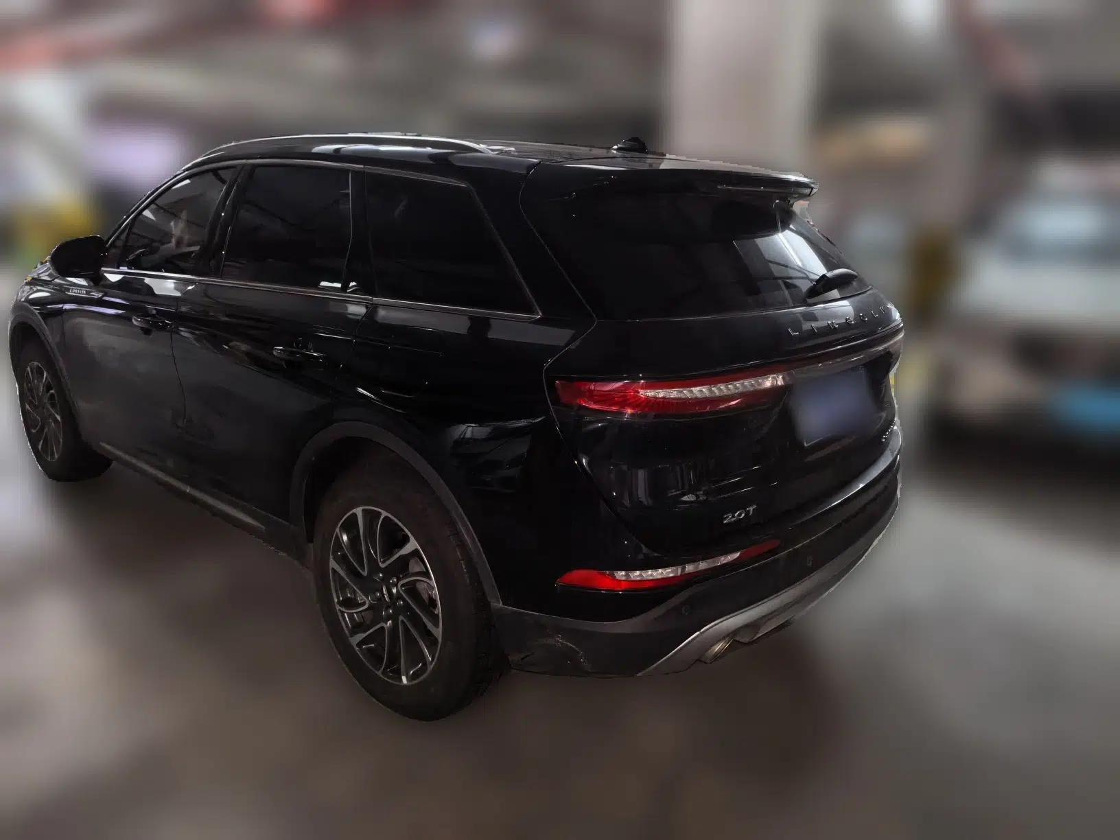 Lincoln Corsair 2022 2.0T Two-Wheel Drive Deluxe Edition — миниатюра 4