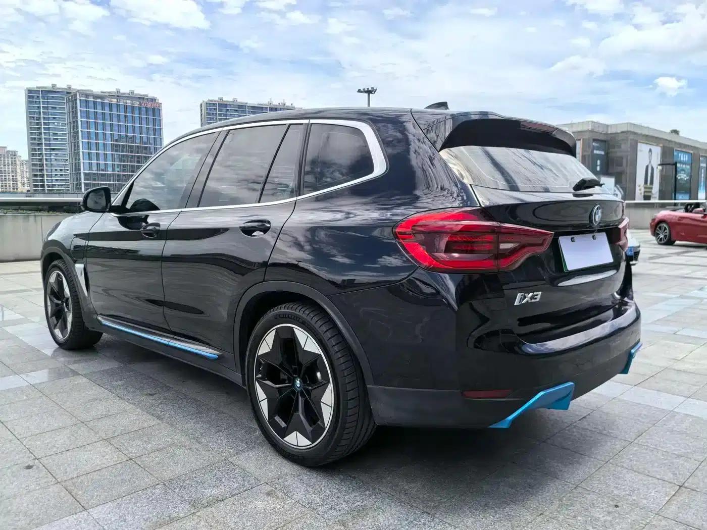 BMW iX3 2021 Leading Edition — миниатюра 7
