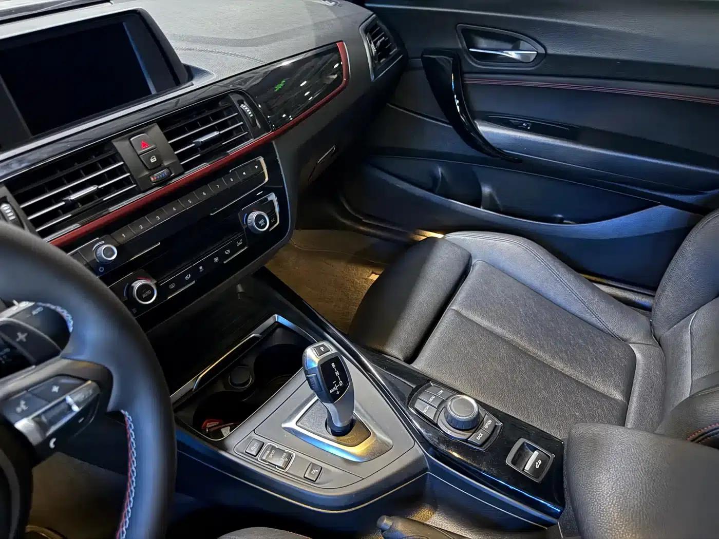 2019 BMW 2 Series Imported 225i Convertible Coupe with Sport Design Package — миниатюра 8