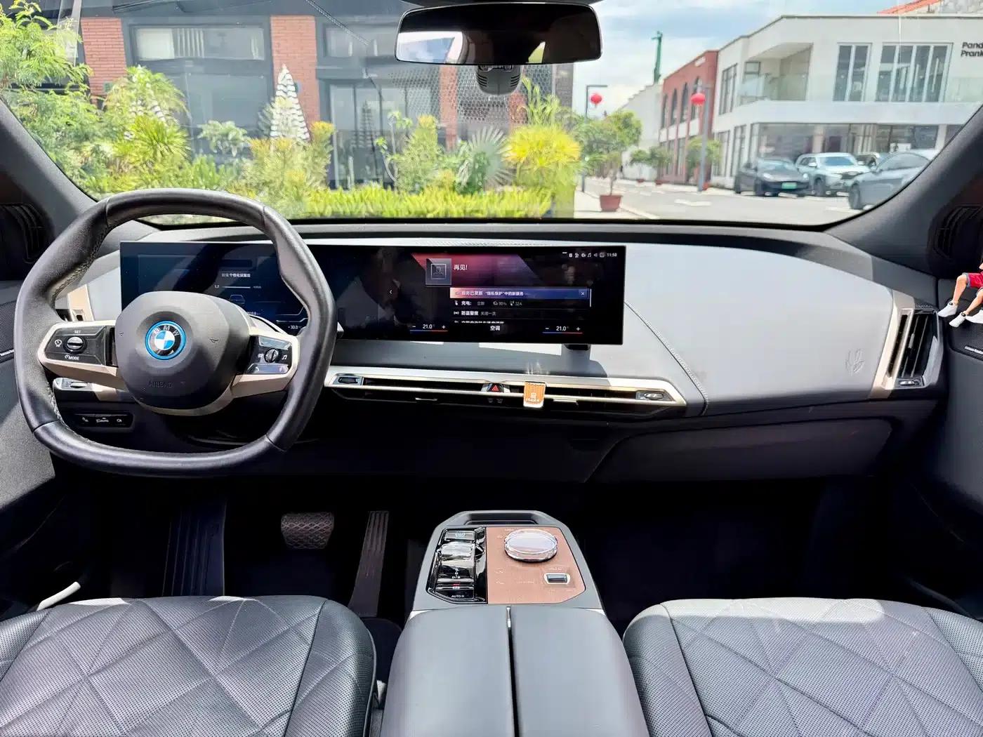 BMW iX 2022 xDrive40 — миниатюра 13