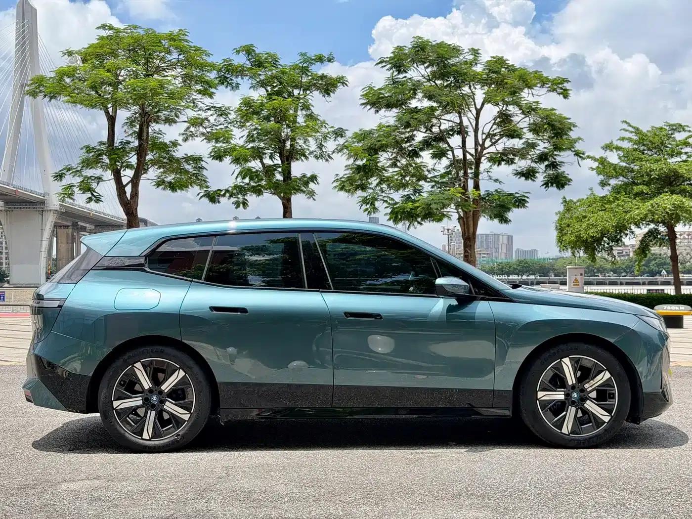 BMW iX 2022 xDrive40 — миниатюра 6