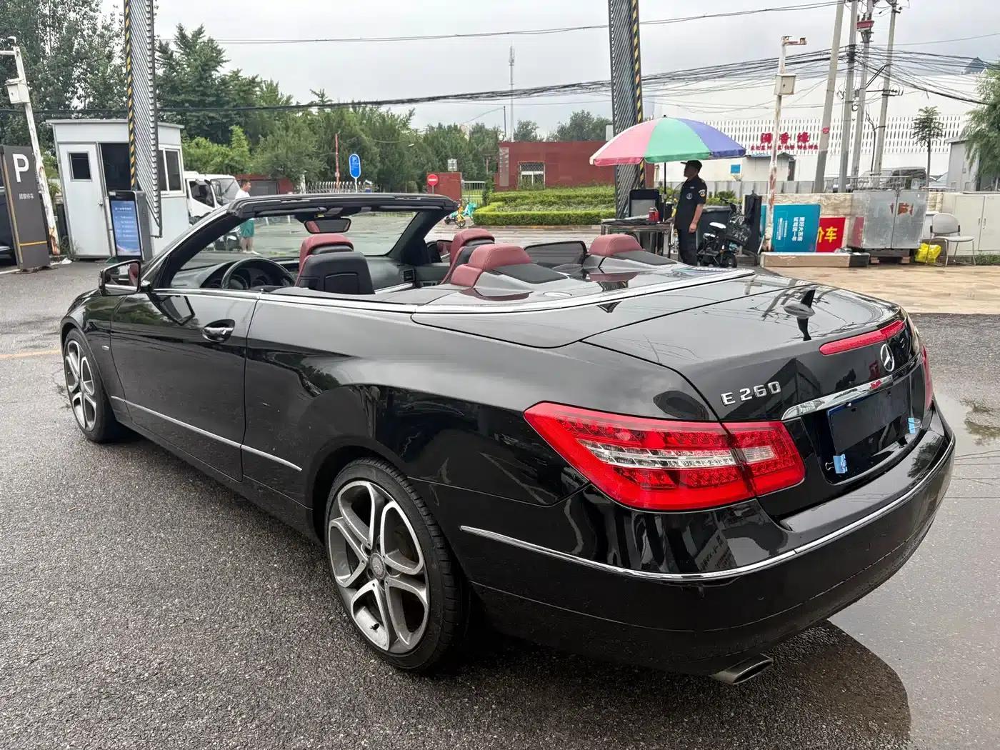 Imported Mercedes-Benz E-Class 2010 E 260 CGI Convertible — миниатюра 6