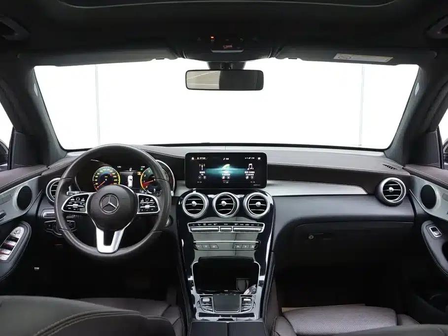 2021 Mercedes-Benz GLC 260 L 4MATIC Dynamic — миниатюра 21