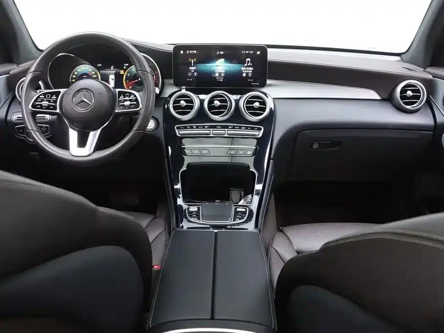 2021 Mercedes-Benz GLC 260 L 4MATIC Dynamic — миниатюра 26
