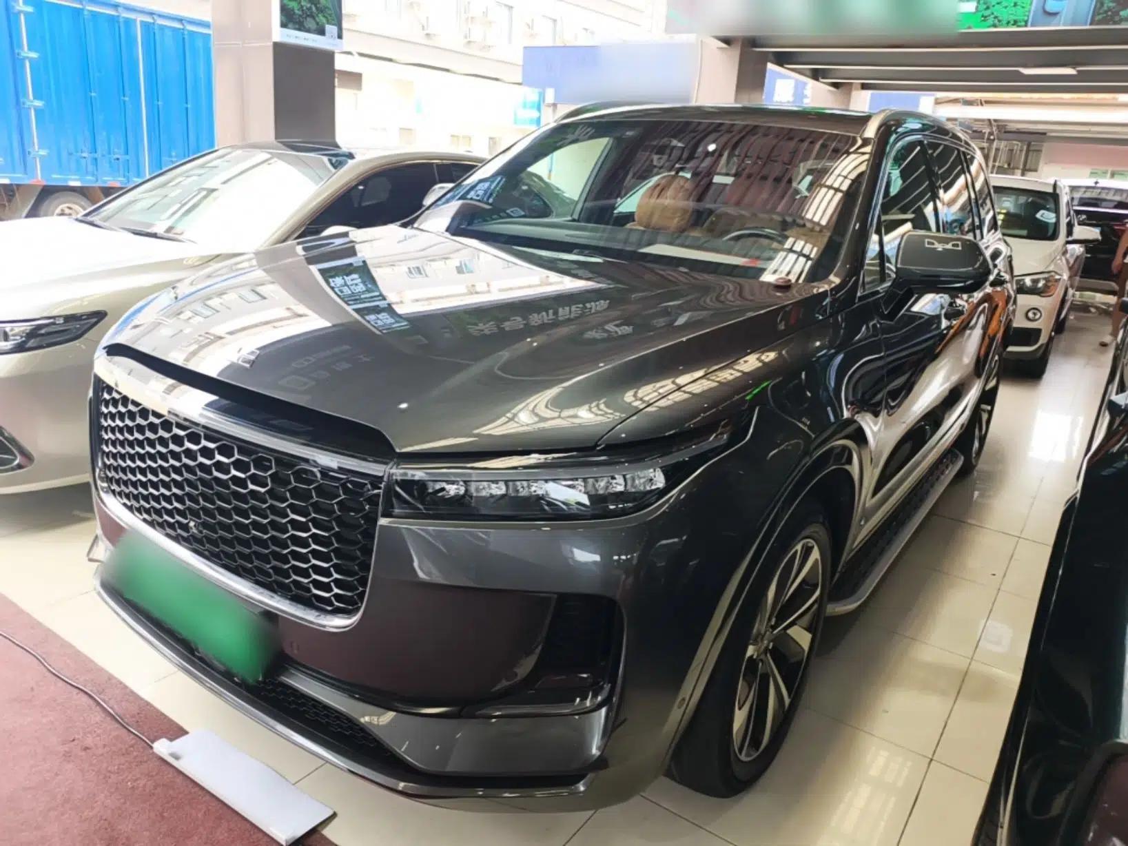 Li Auto ONE 2020 Extended-Range 6-Seater Version — миниатюра 1
