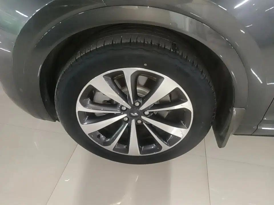 Li Auto ONE 2021 Extended-Range 6-Seater Version — миниатюра 10