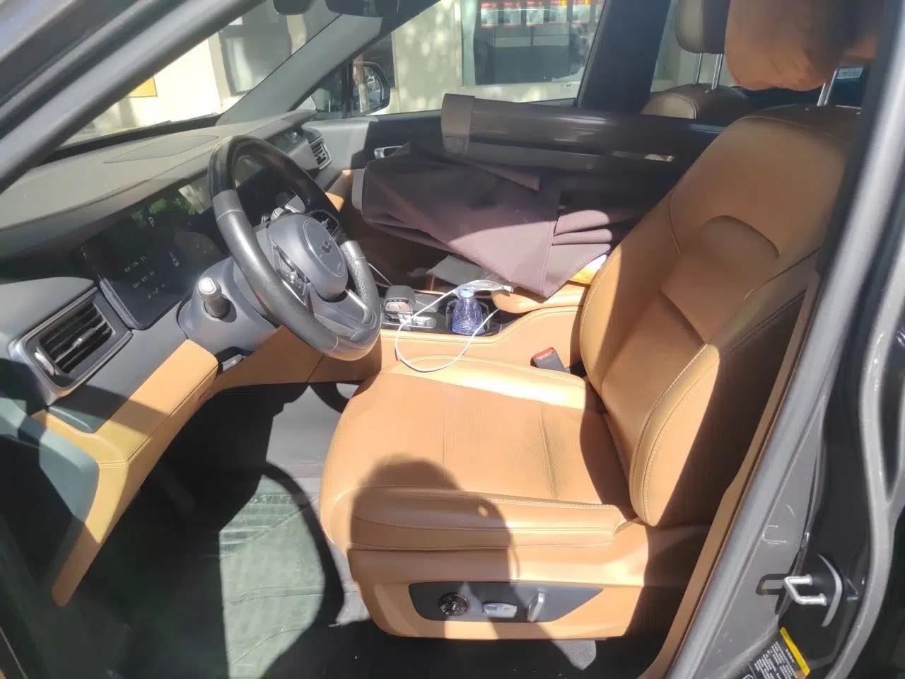 Li Auto ONE 2021 Extended-Range 6-Seater Version — миниатюра 15