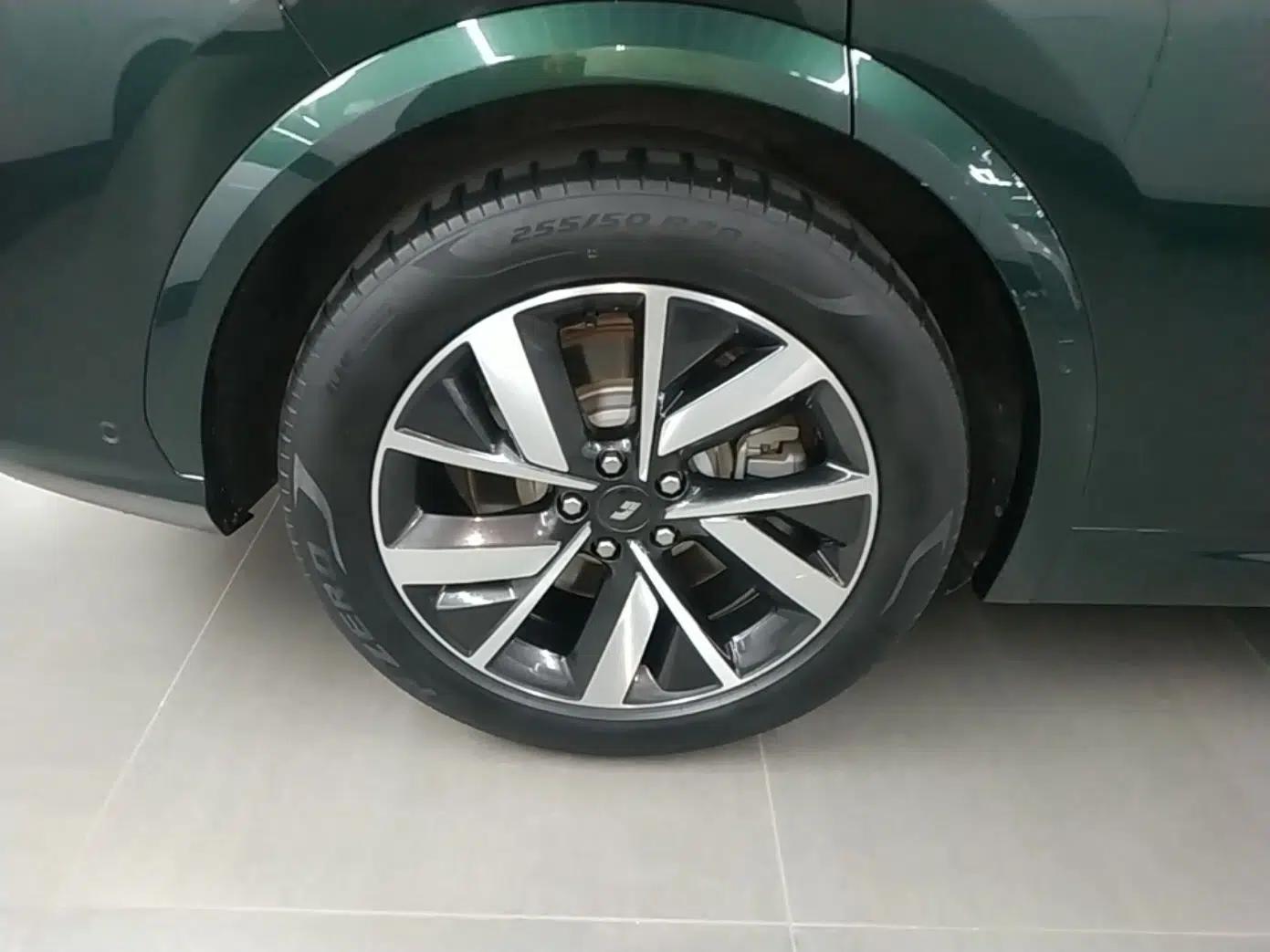Li Auto L7 2023 Pro Model — миниатюра 16