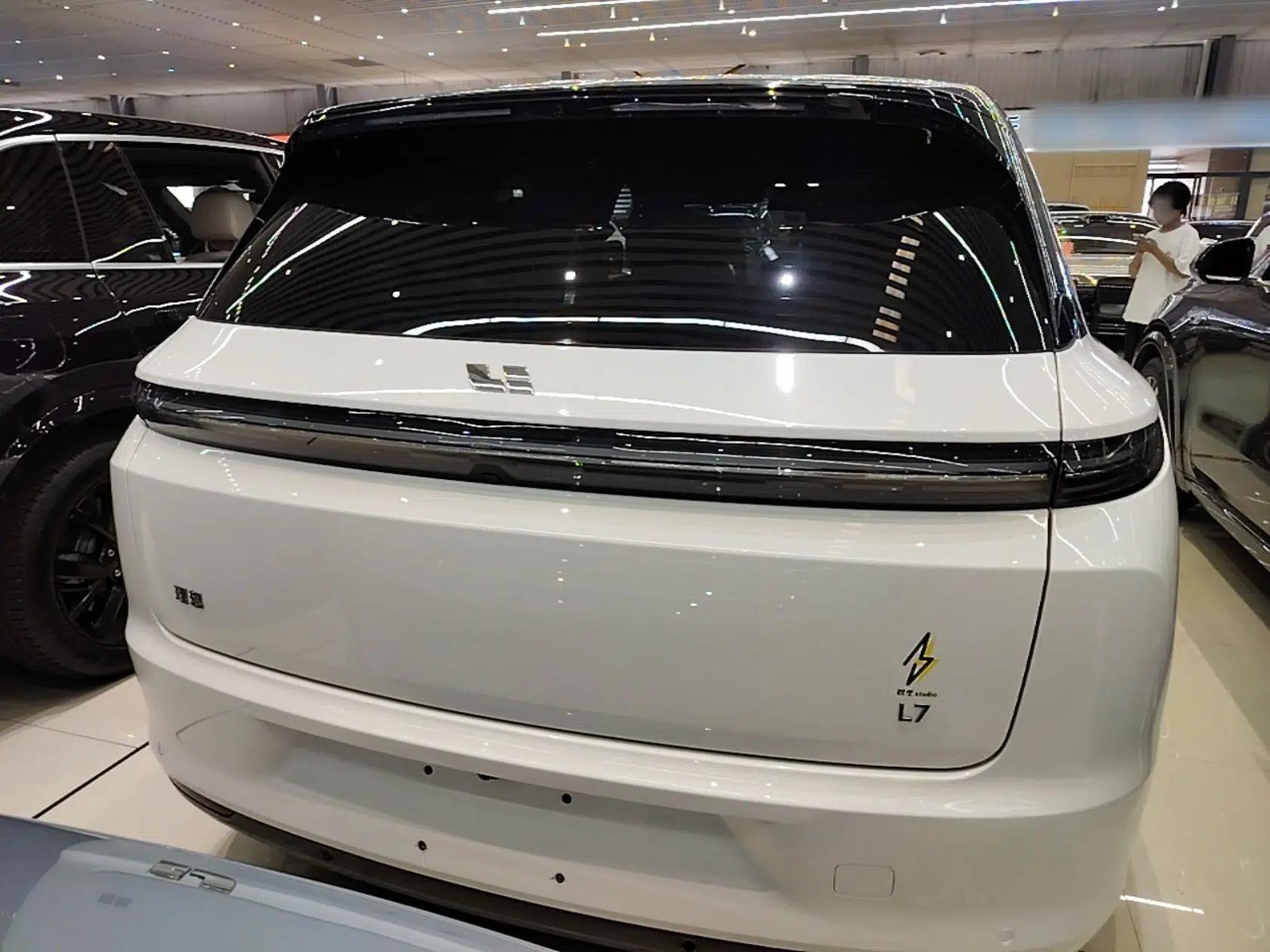 Li Auto L7 2023 Pro Model — миниатюра 5