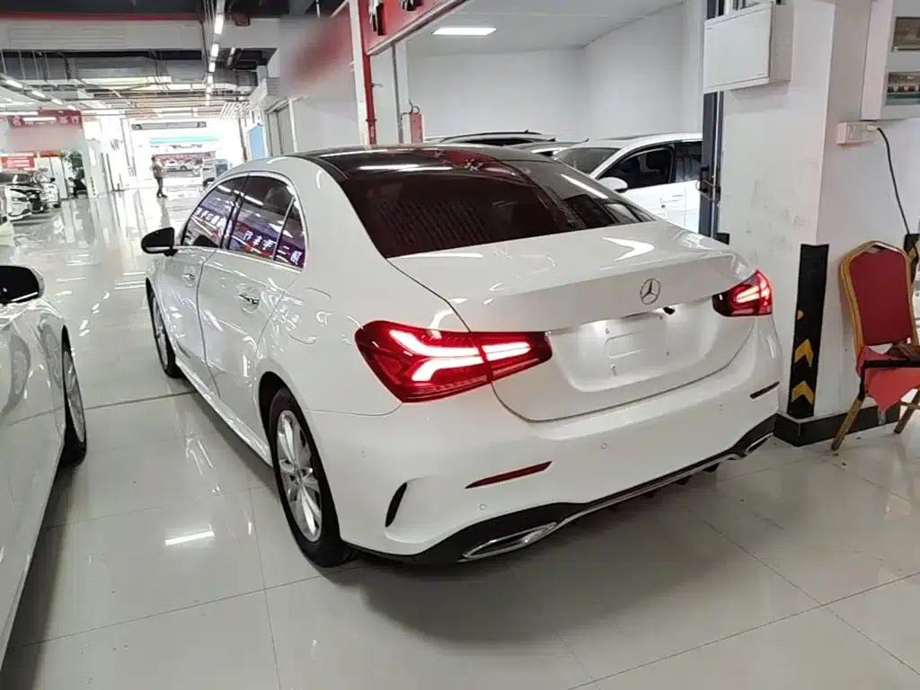 Mercedes-Benz A-Class 2021 A 200 L Sport Sedan Fashion Edition — миниатюра 5