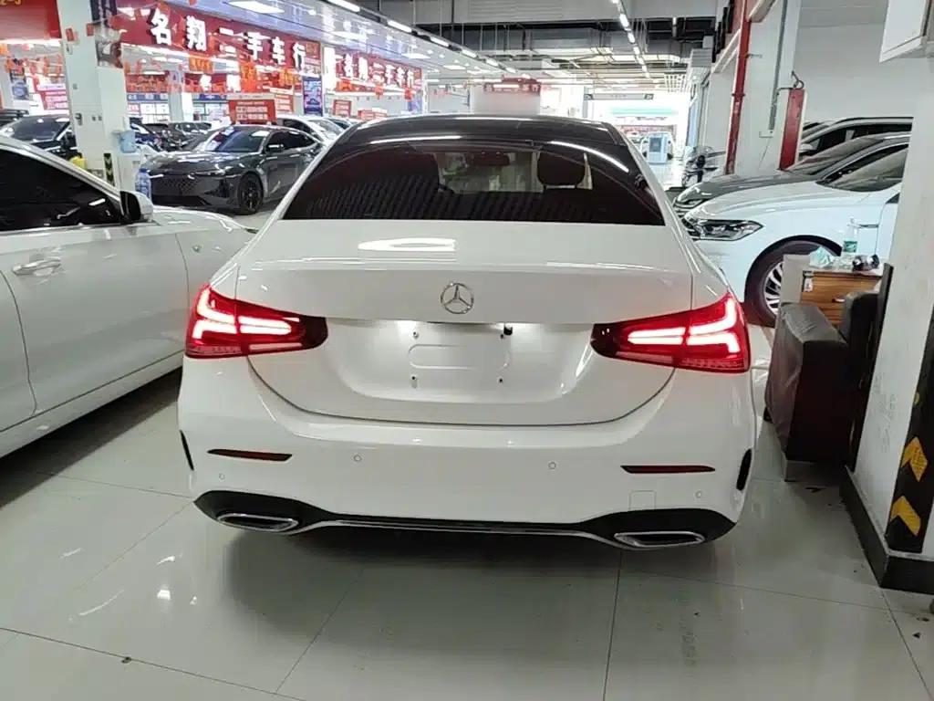 Mercedes-Benz A-Class 2021 A 200 L Sport Sedan Fashion Edition — миниатюра 6