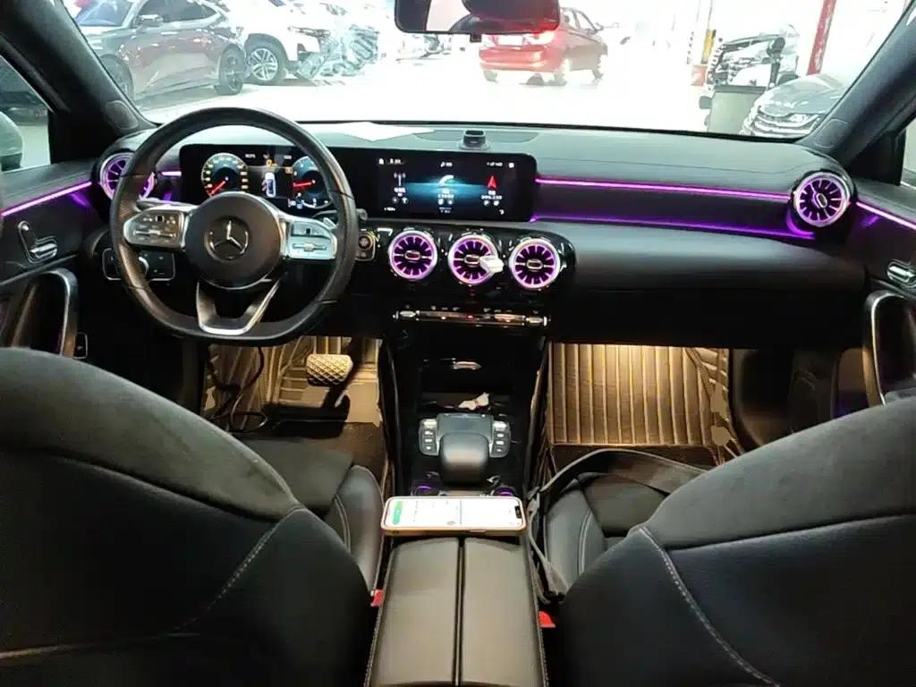 Mercedes-Benz A-Class 2021 A 200 L Sport Sedan Fashion Edition — миниатюра 10