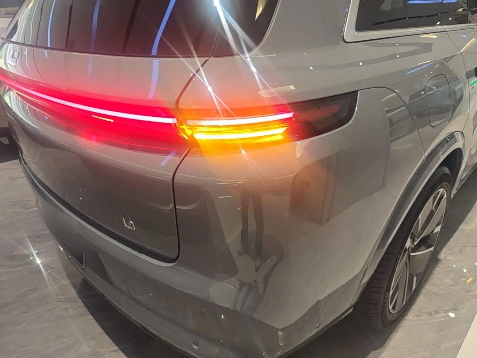 Li Auto L8 2025 Max Smart Refresh Edition — миниатюра 9