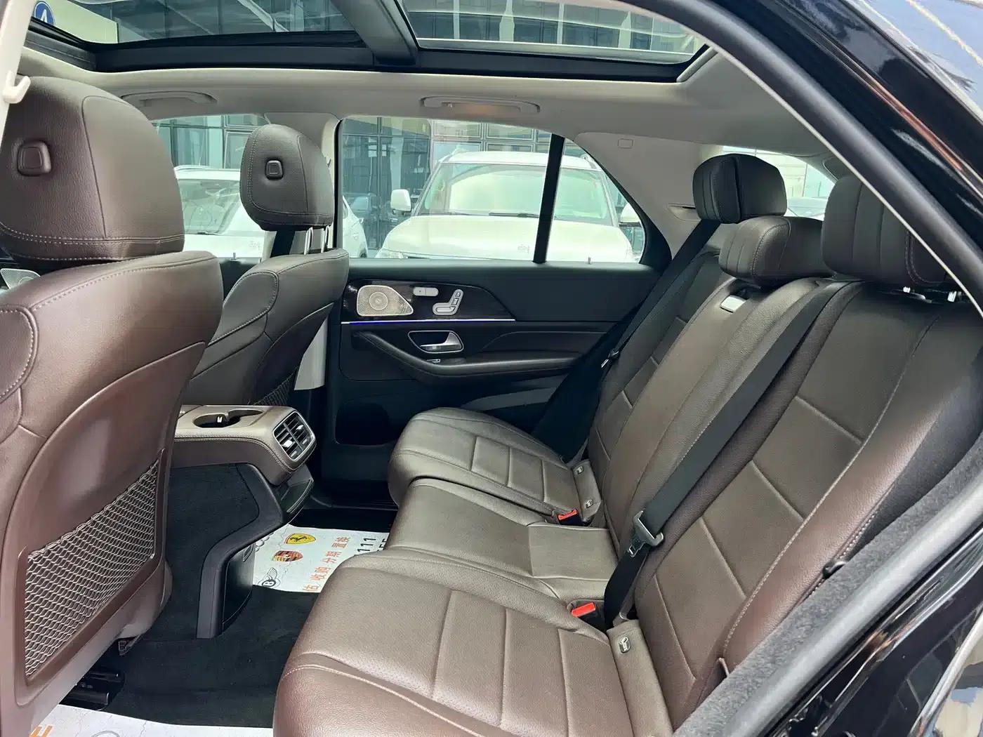 Imported Mercedes-Benz GLE 2020 facelift GLE 350 4MATIC Fashion model — миниатюра 6