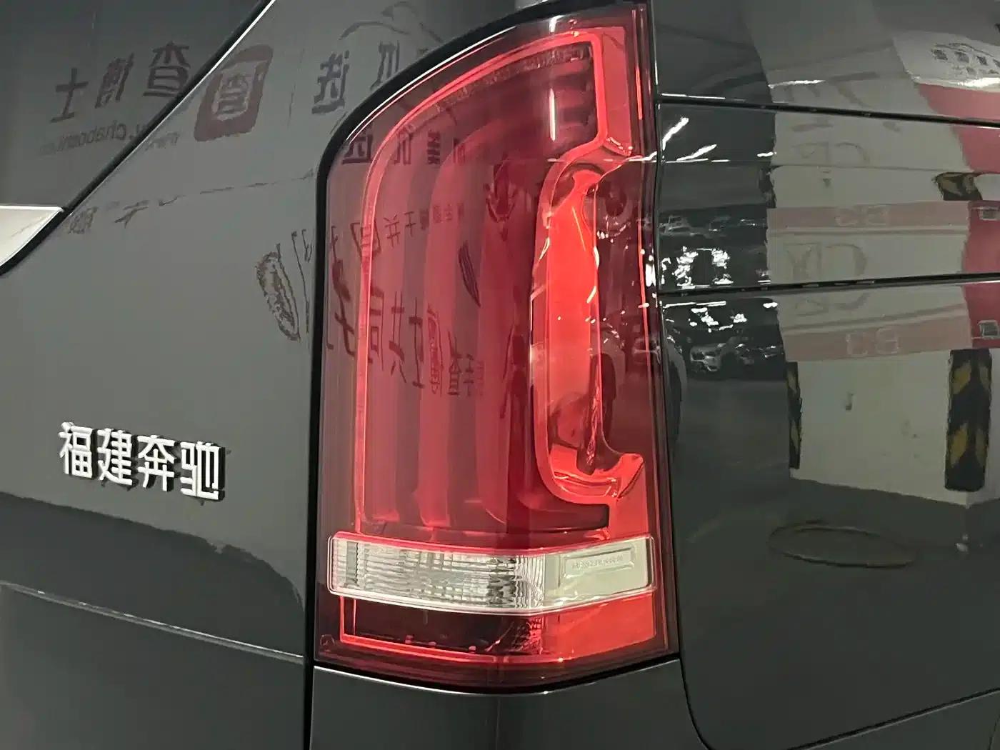Mercedes-Benz V-Class 2021 V 260 L Long Wheelbase Luxury Edition — миниатюра 8