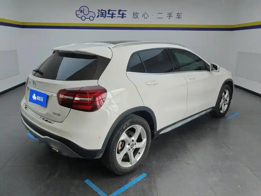 2018 Mercedes-Benz GLA 200 Dynamic — миниатюра 3