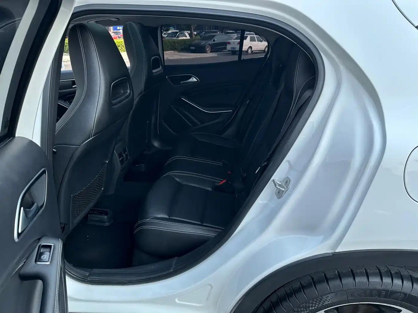 2016 Mercedes-Benz GLA 220 4MATIC Fashion Edition — миниатюра 9