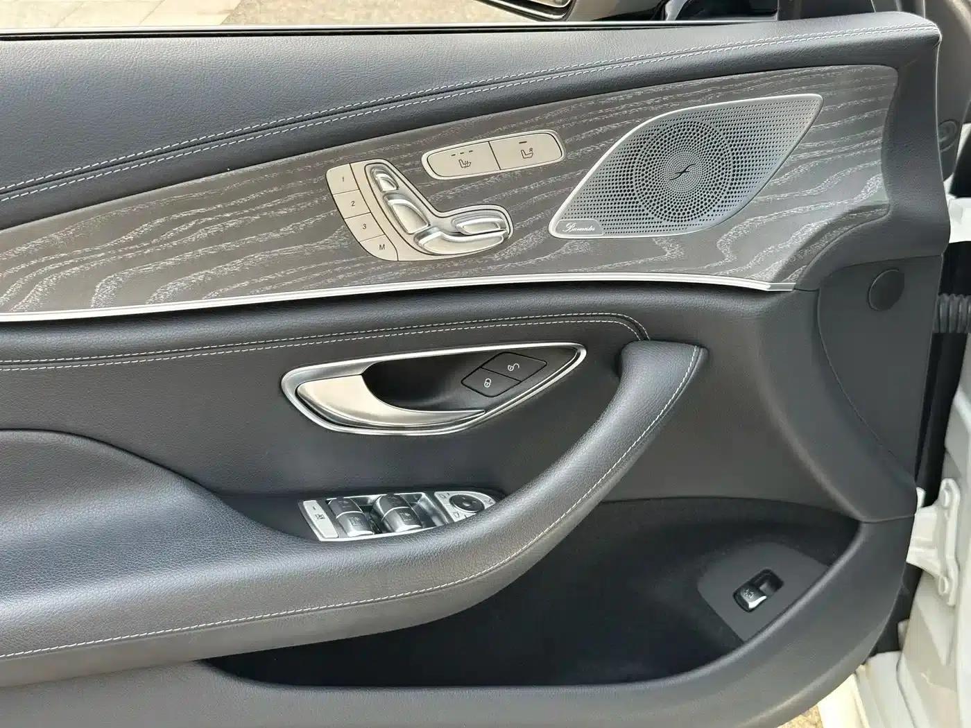 Mercedes-Benz CLS 2020 CLS 300 Luxury — миниатюра 7
