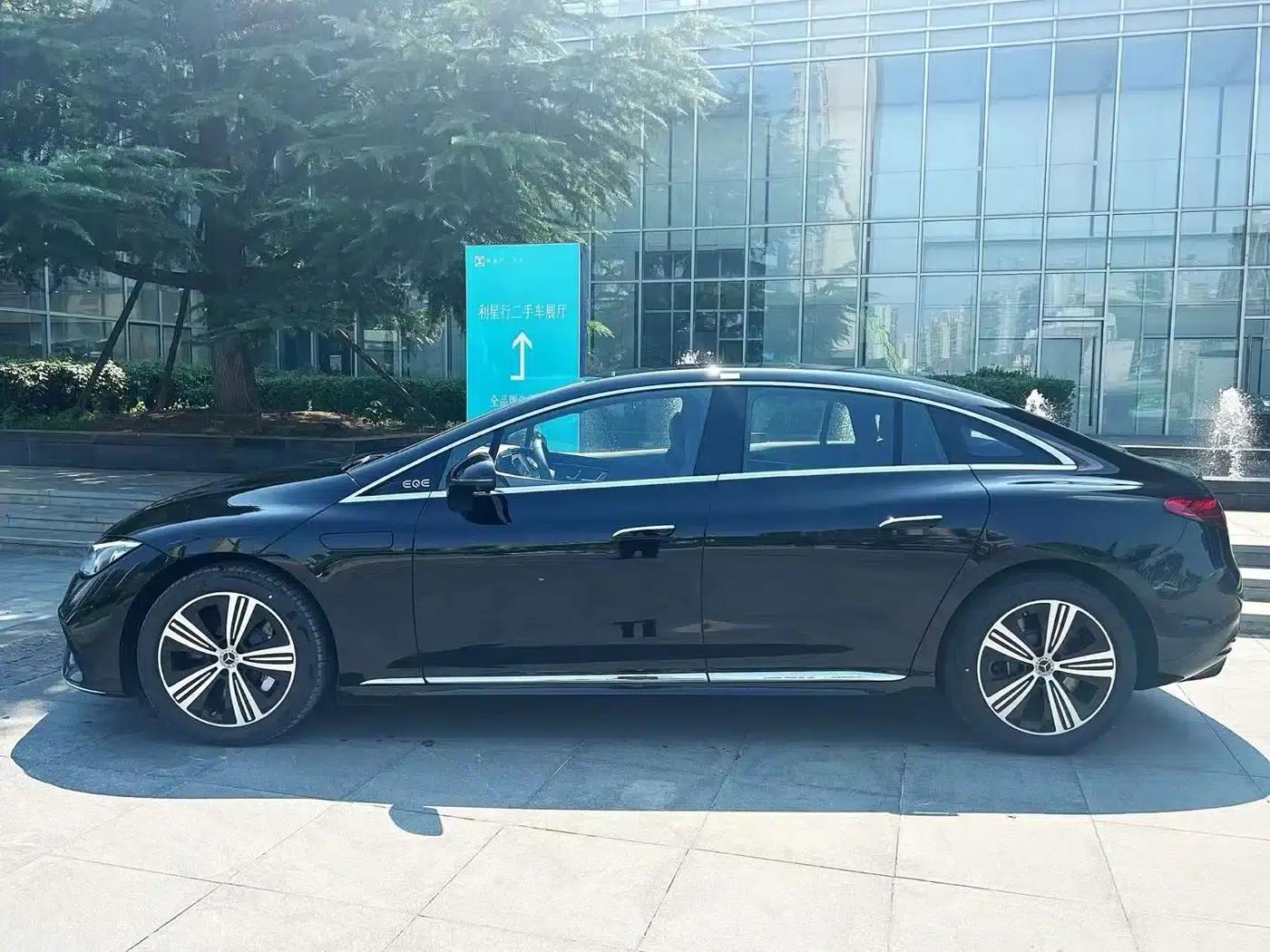 Mercedes-Benz EQE 2025 500 4MATIC Luxury Edition — миниатюра 5