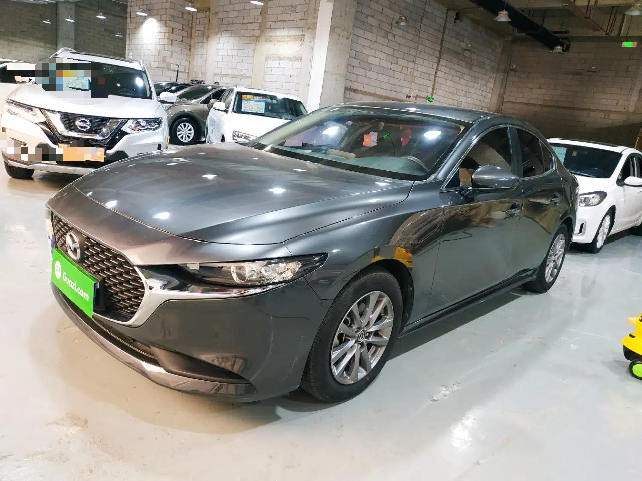 Mazda 3 Axela 2020 1.5L Automatic ZhiMei Edition — миниатюра 1