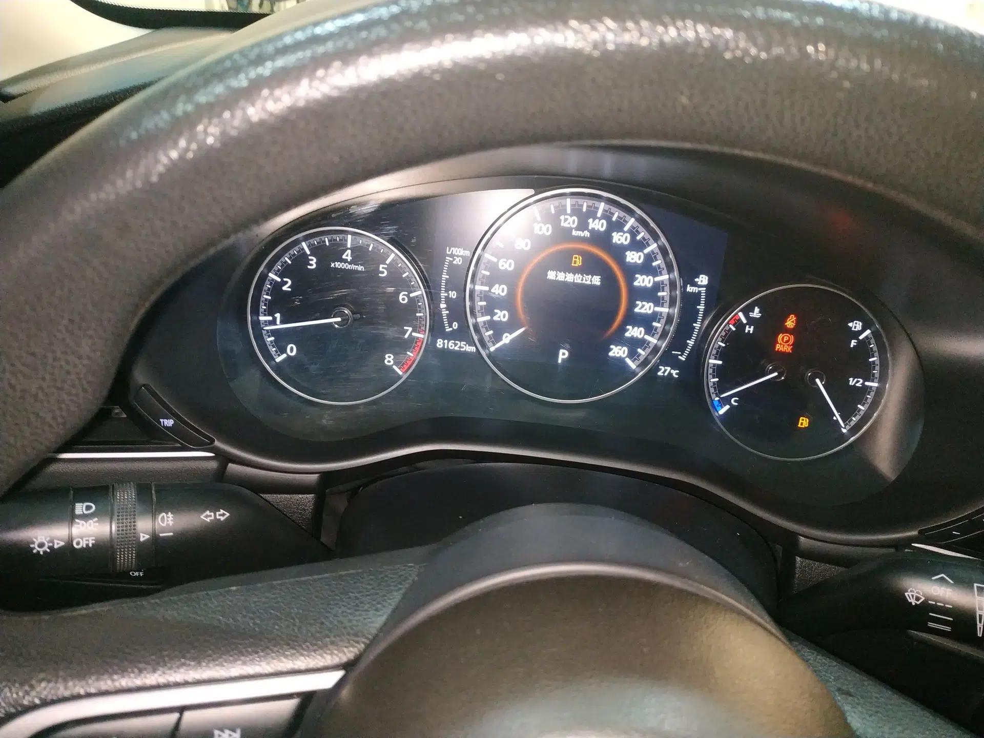 Mazda 3 Axela 2020 1.5L Automatic ZhiMei Edition — миниатюра 14