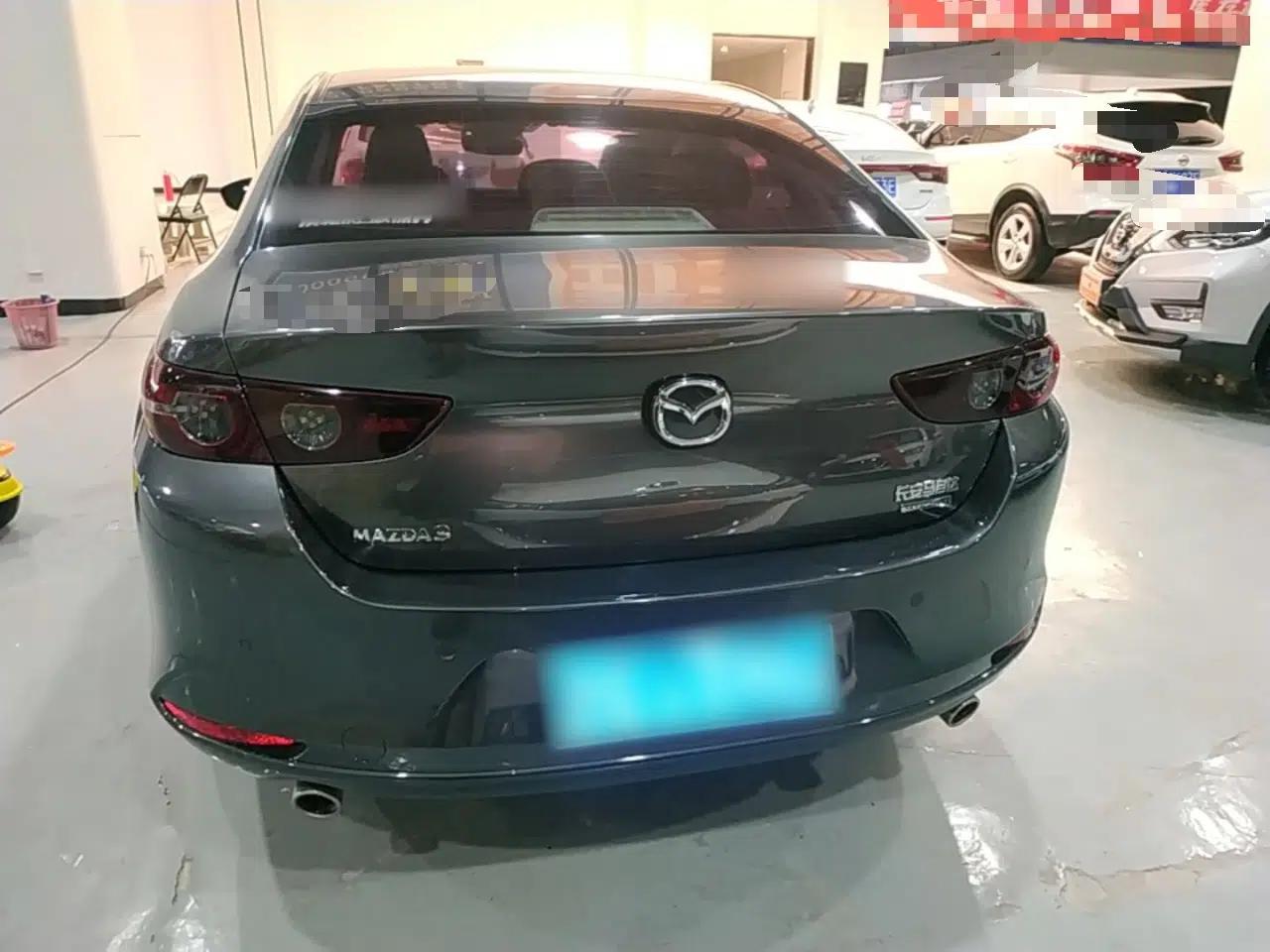 Mazda 3 Axela 2020 1.5L Automatic ZhiMei Edition — миниатюра 5