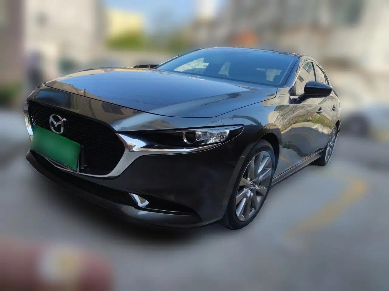 Mazda 3 Axela 2021 2.0L Automatic ZhiXuan Edition — миниатюра 1