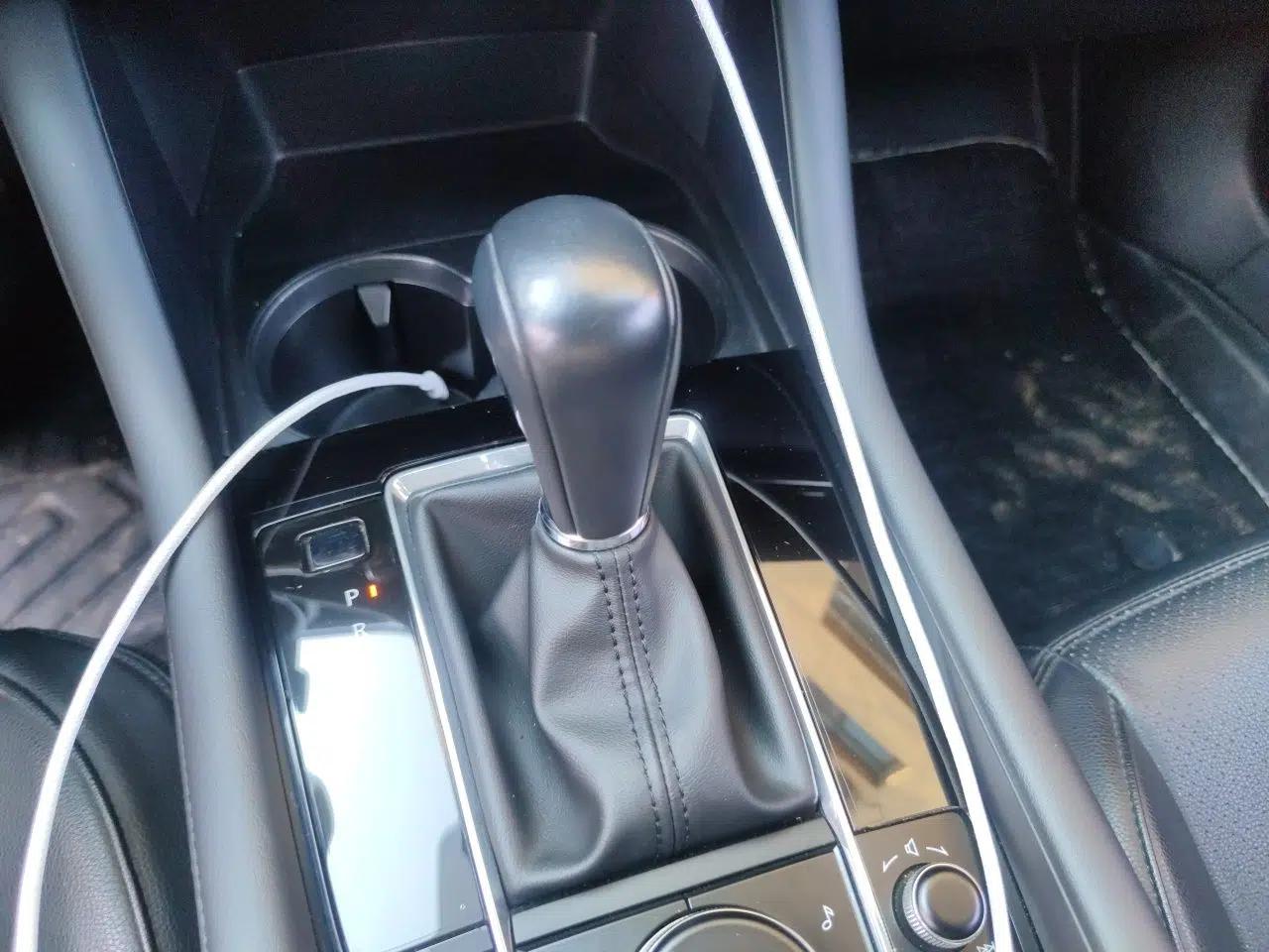 Mazda 3 Axela 2021 2.0L Automatic ZhiXuan Edition — миниатюра 14