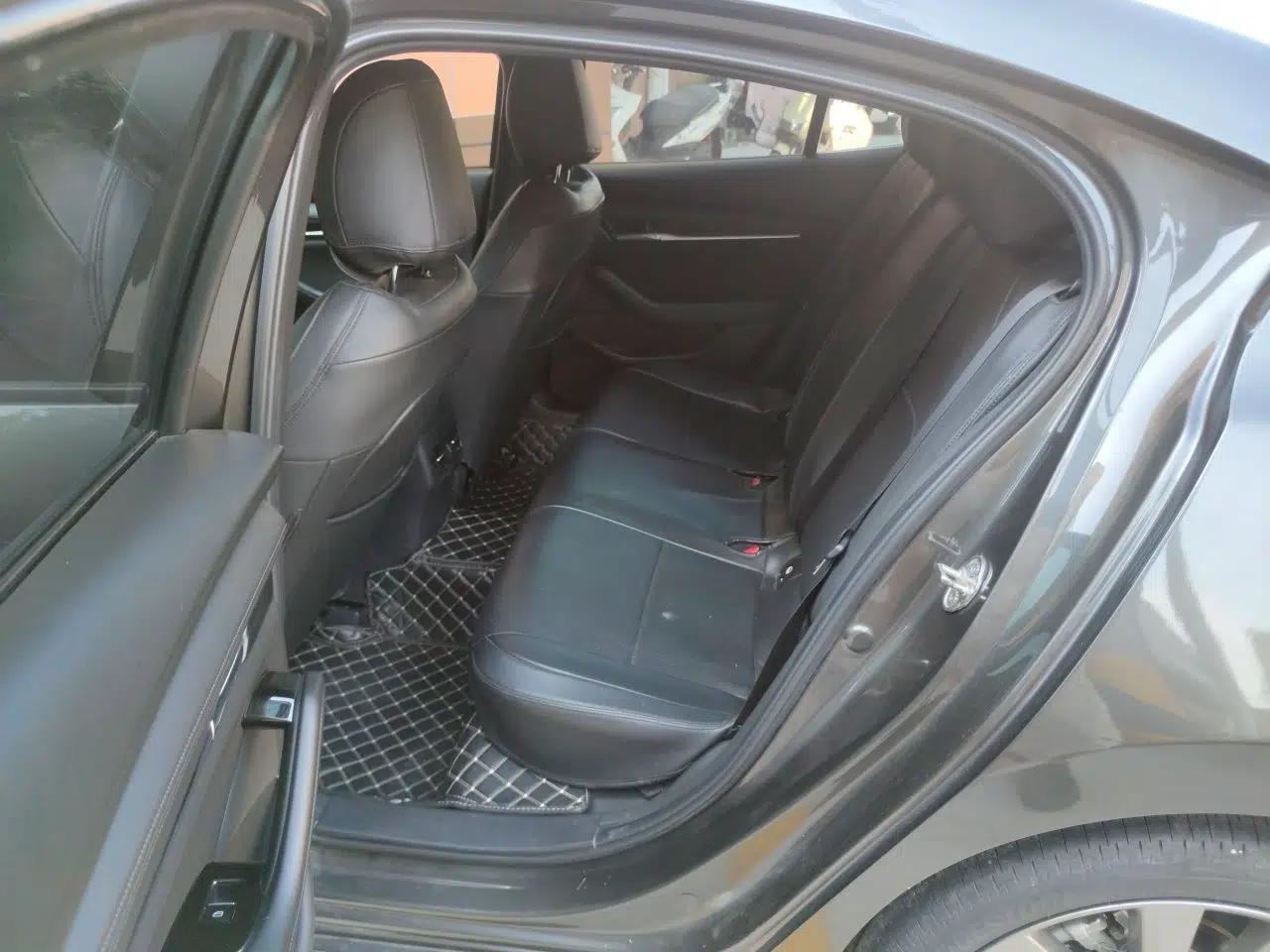Mazda 3 Axela 2021 2.0L Automatic ZhiXuan Edition — миниатюра 17