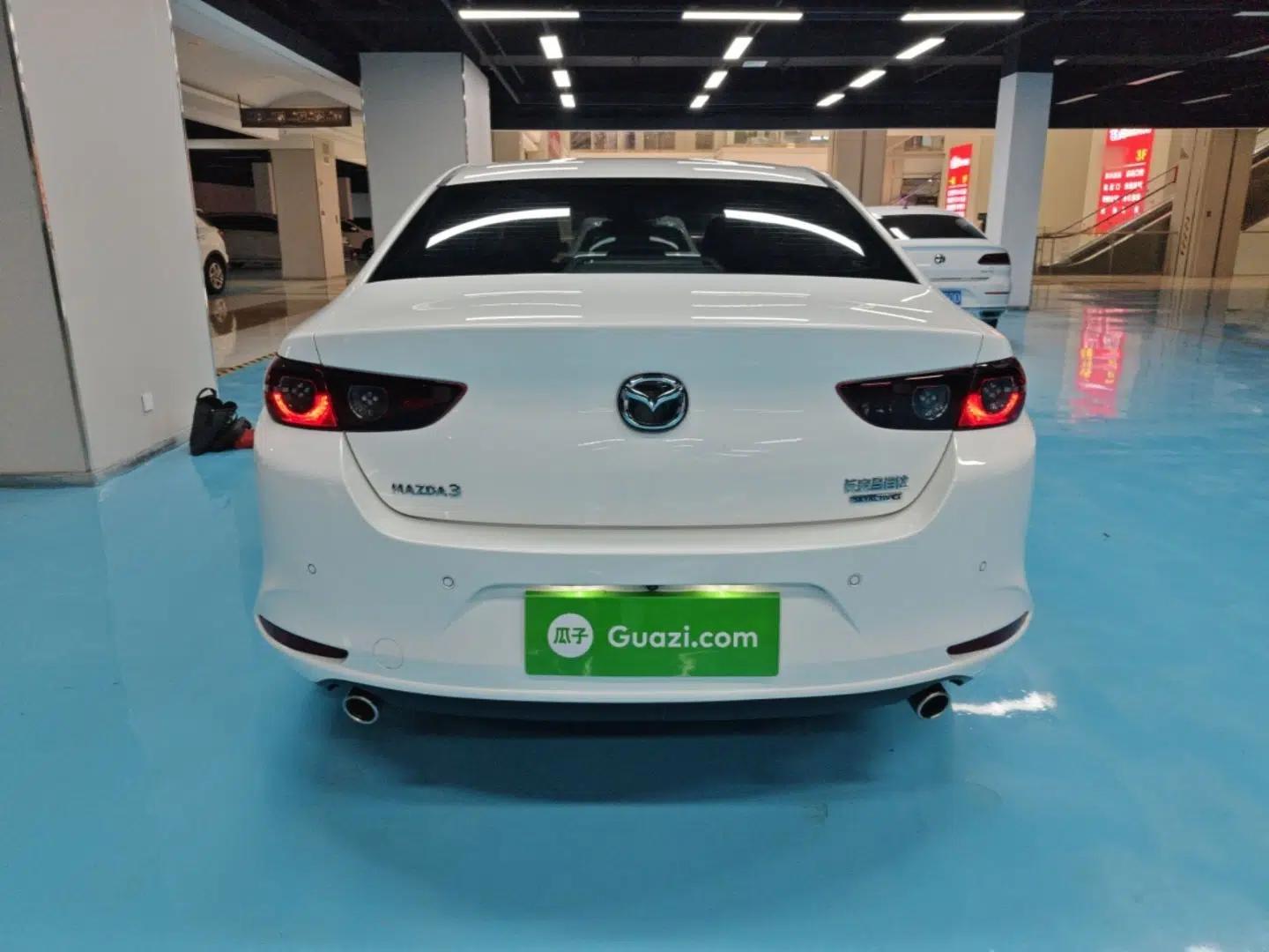 Mazda 3 Axela 2022 2.0L Automatic Zhiya Edition — миниатюра 5