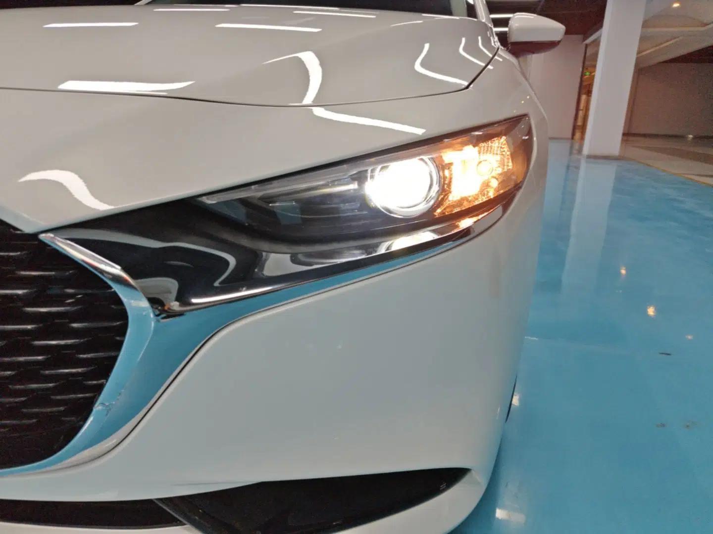 Mazda 3 Axela 2022 2.0L Automatic Zhiya Edition — миниатюра 8