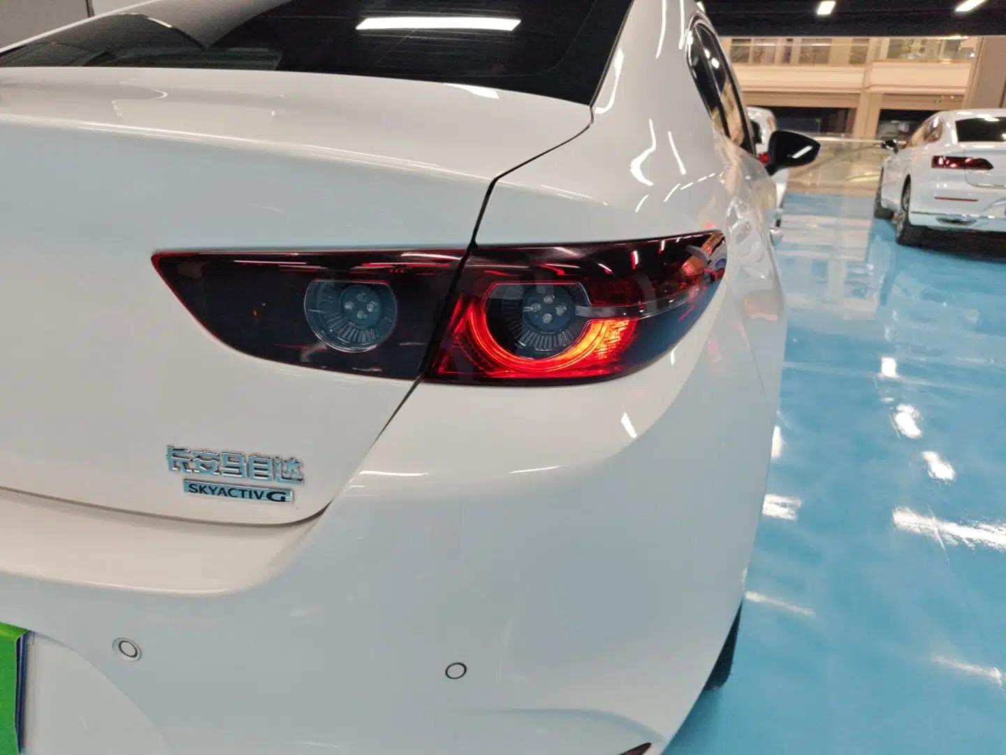 Mazda 3 Axela 2022 2.0L Automatic Zhiya Edition — миниатюра 9