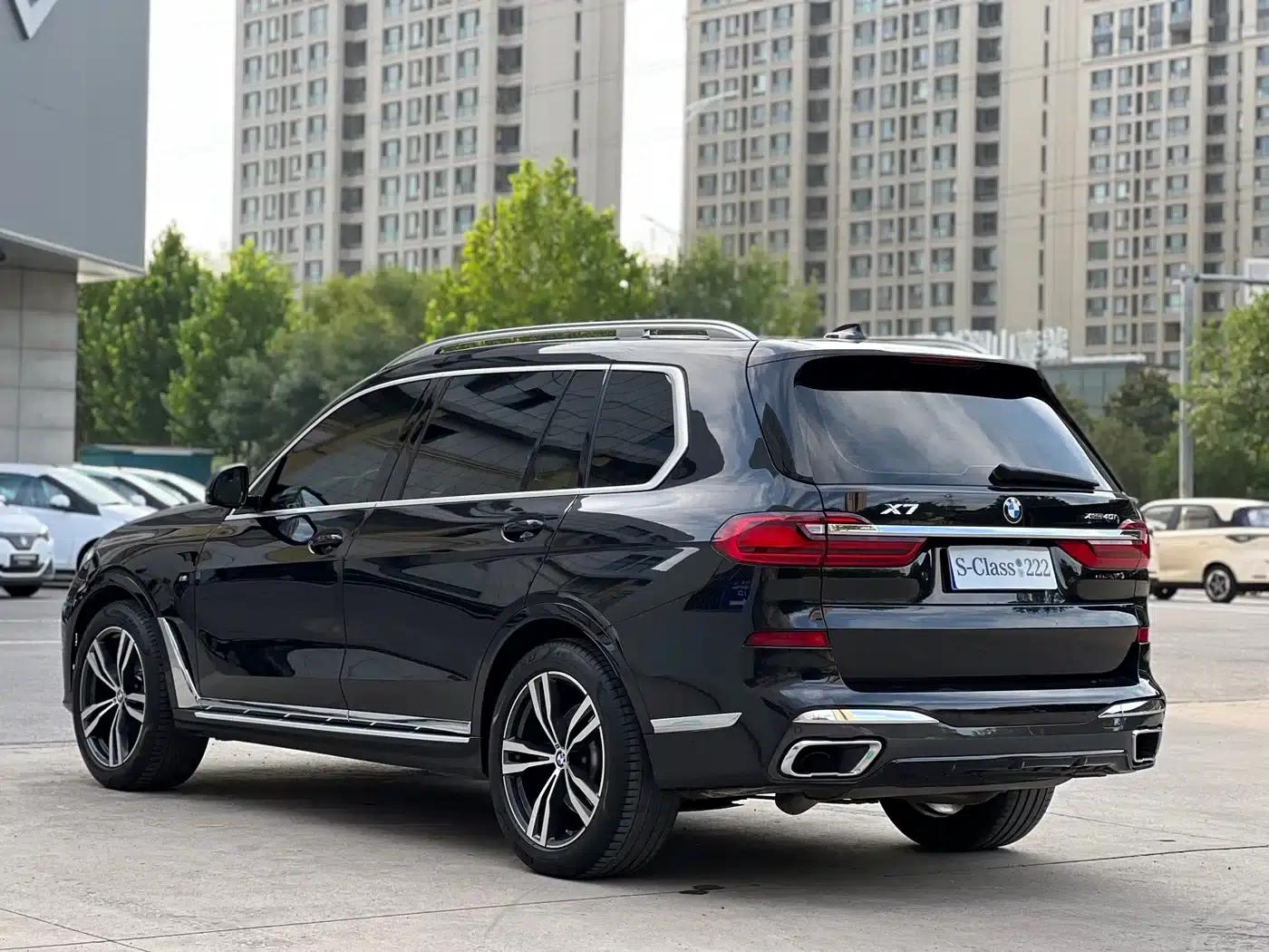 BMW X7 2020 xDrive40i Luxury Package — миниатюра 11