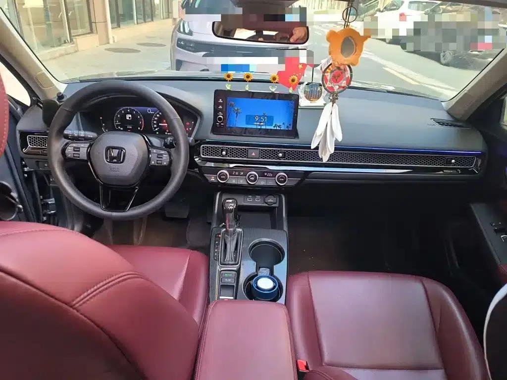 2023 Civic 240TURBO CVT Sport Edition — миниатюра 5