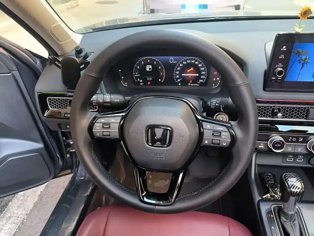 2023 Civic 240TURBO CVT Sport Edition — миниатюра 6