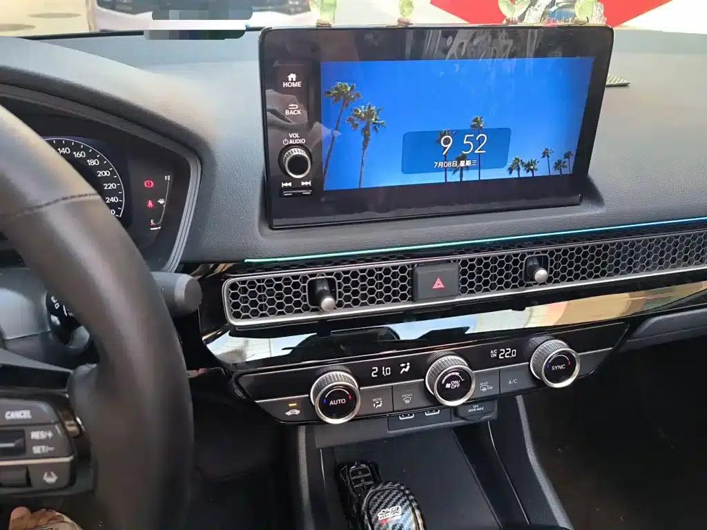 2023 Civic 240TURBO CVT Sport Edition — миниатюра 9