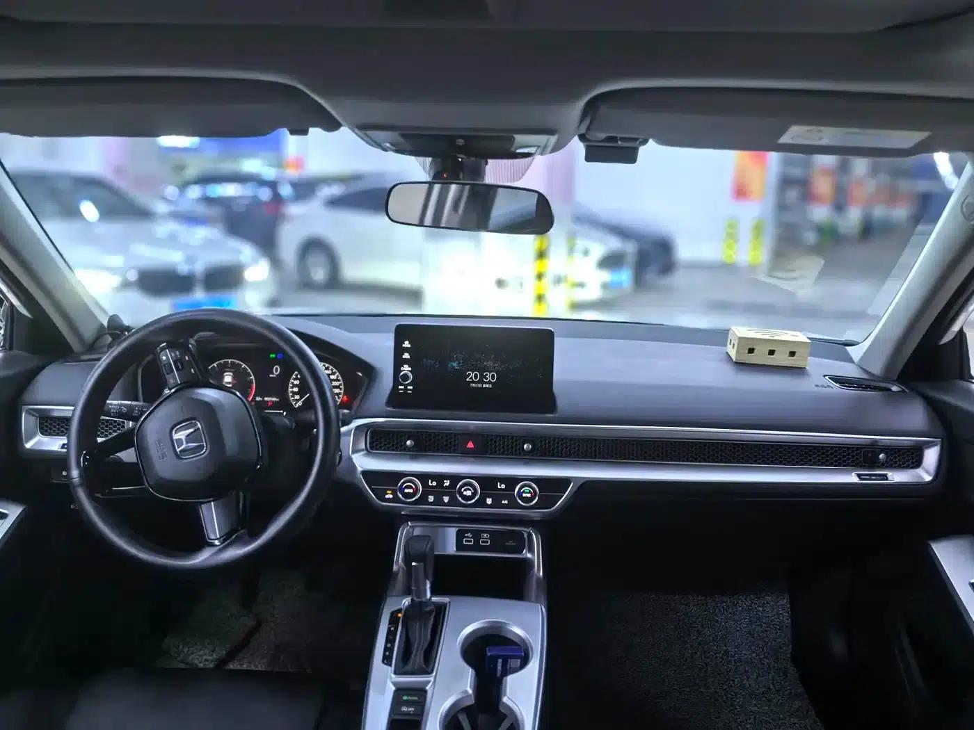 Civic 2022 180TURBO CVT Premium Edition — миниатюра 6
