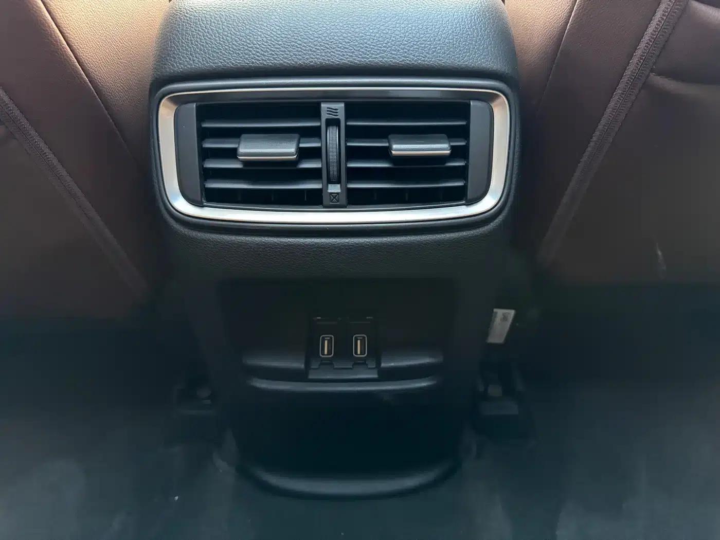 Honda CR-V 2017 240TURBO CVT 4WD Premium Edition — миниатюра 18