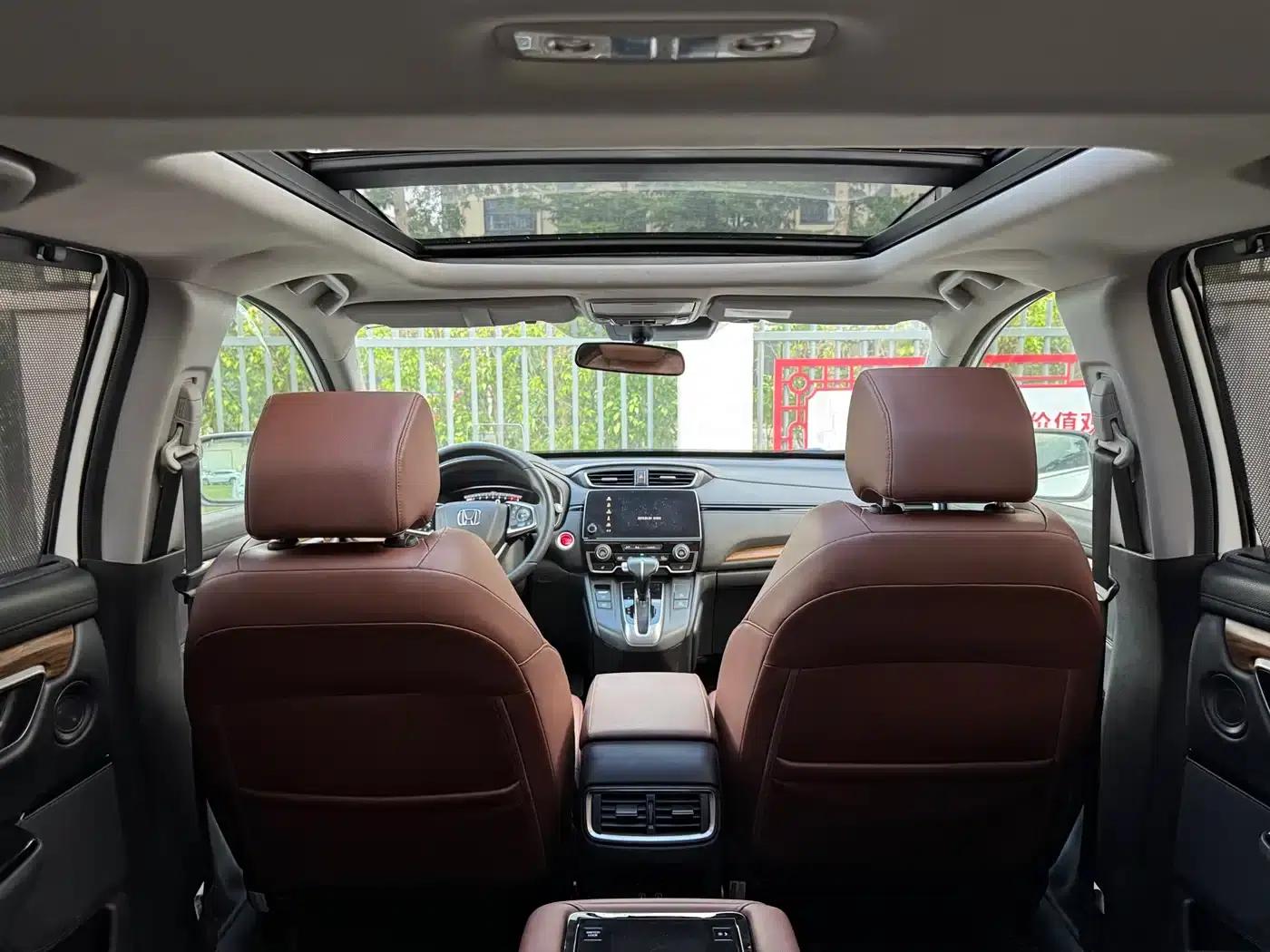 Honda CR-V 2017 240TURBO CVT 4WD Premium Edition — миниатюра 24