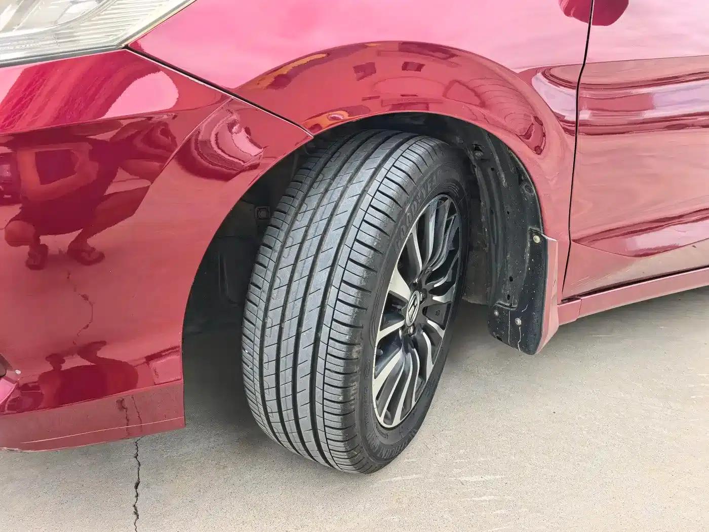 Honda Crider 2013 1.8L Automatic Comfort Edition — миниатюра 14