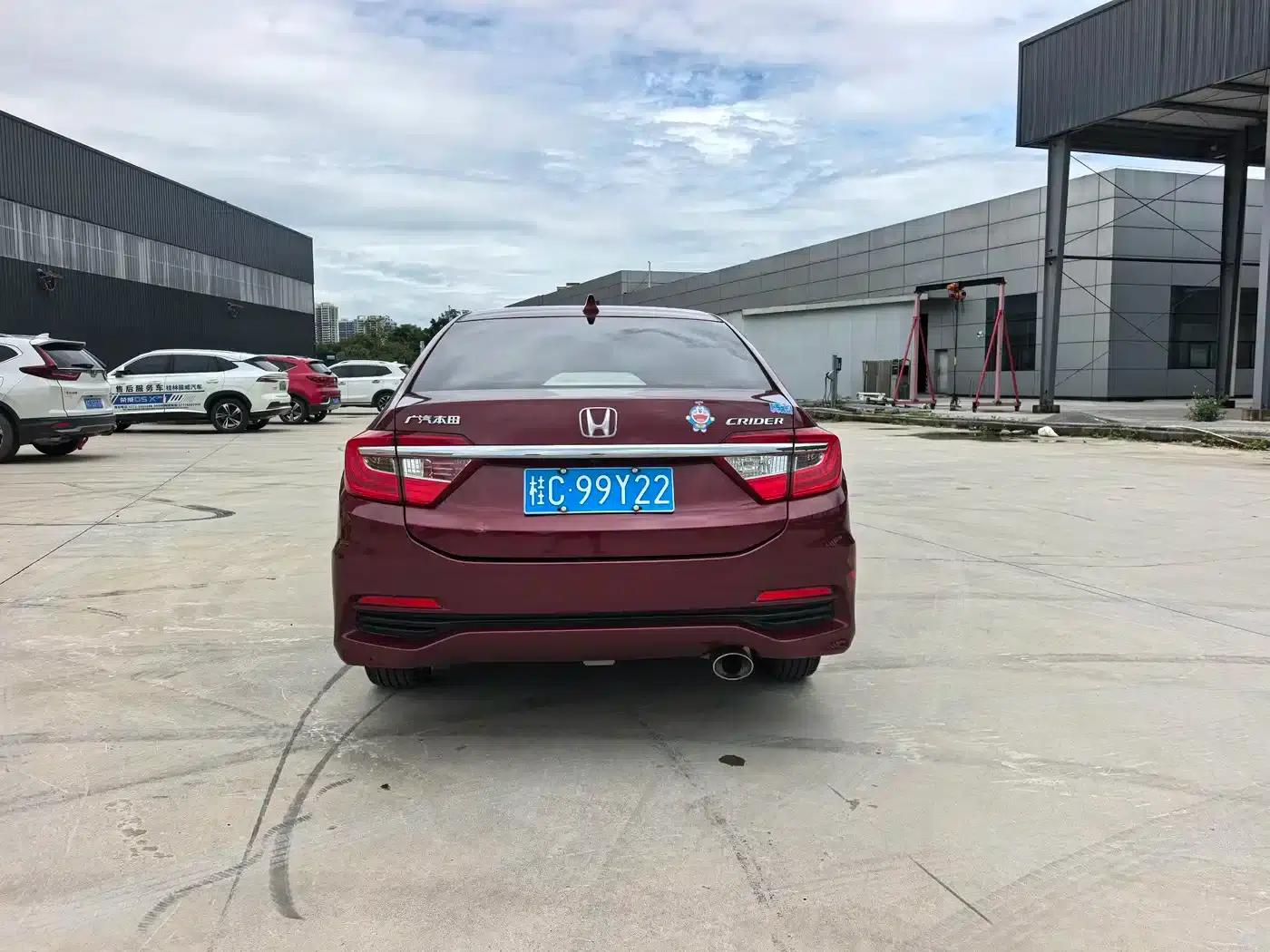 Honda Crider 2013 1.8L Automatic Comfort Edition — миниатюра 5