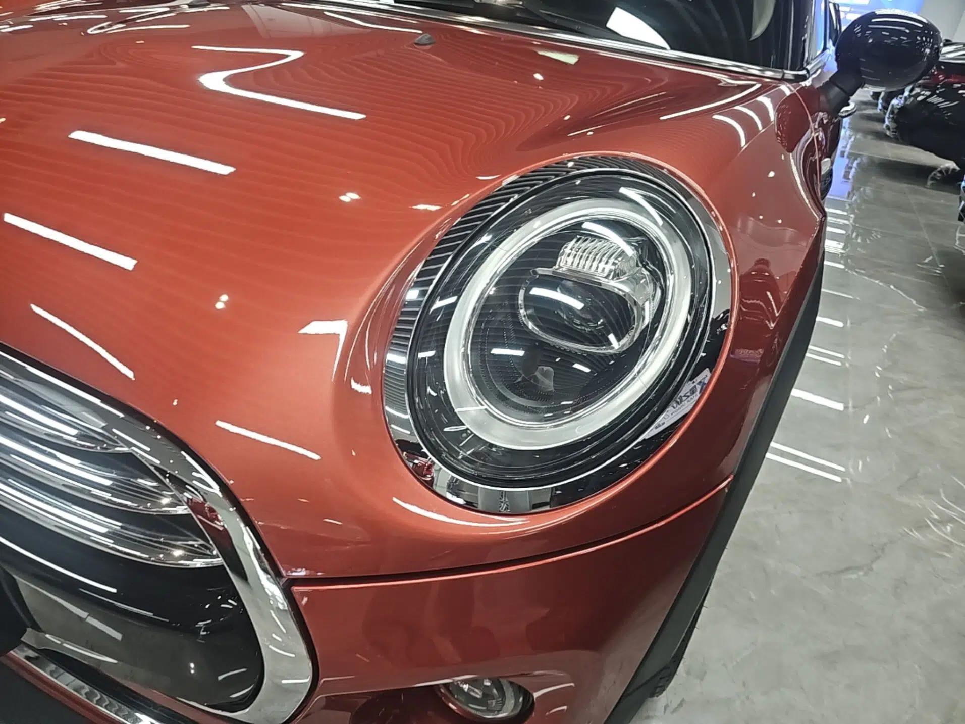 MINI 2020 1.5T COOPER Five-Door Midnight Red Limited Edition — миниатюра 8