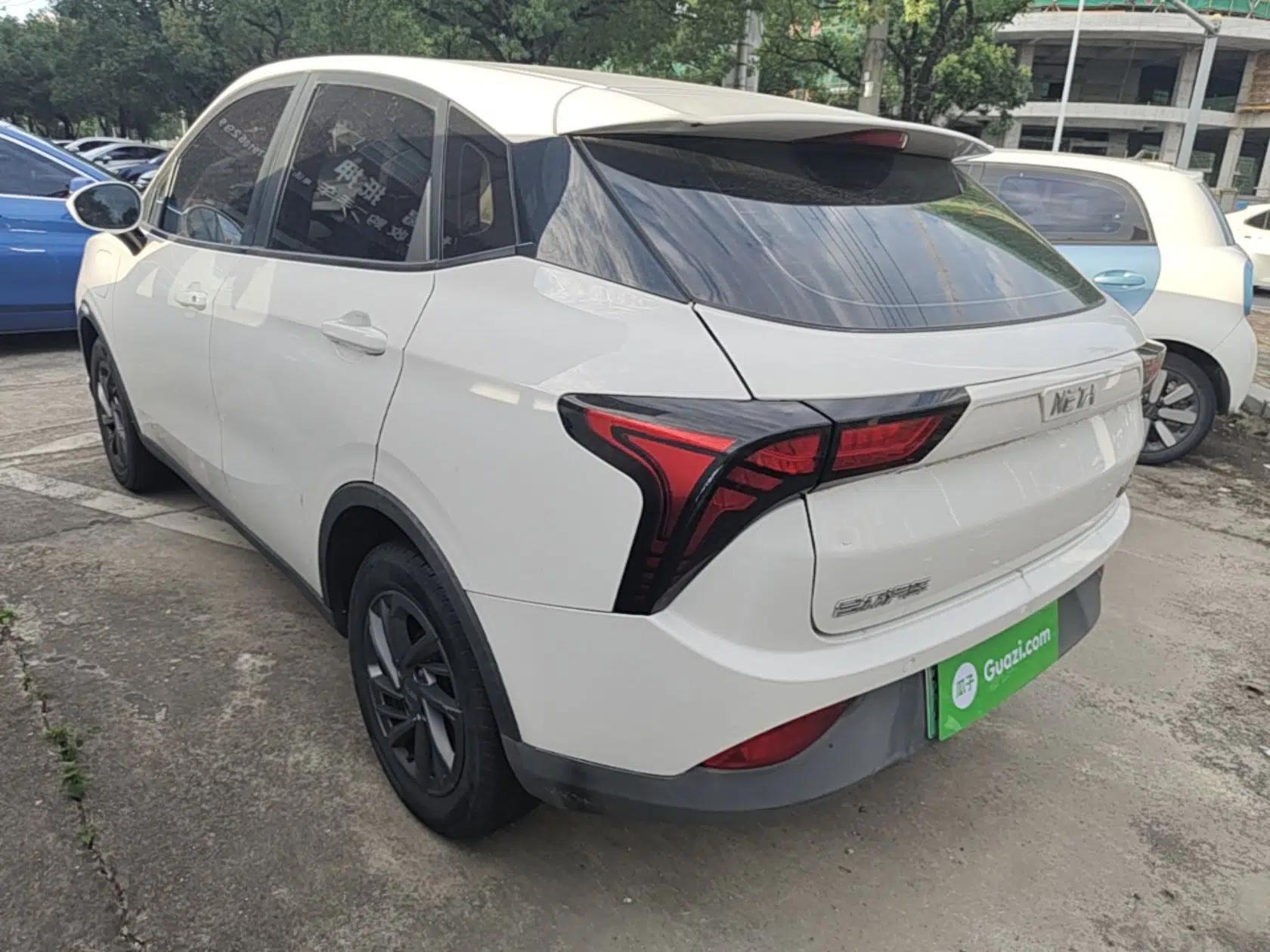 NETA V 2021 Standard Range Entertainment Edition — миниатюра 4