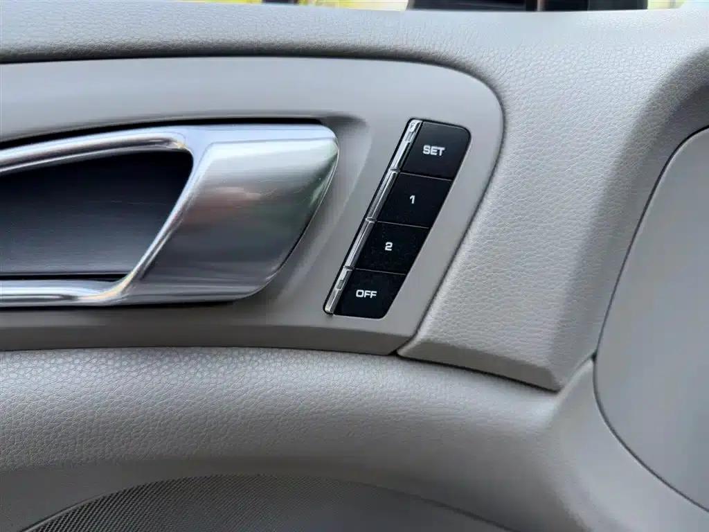 Cayenne 2011 Cayenne 3.0T — миниатюра 9