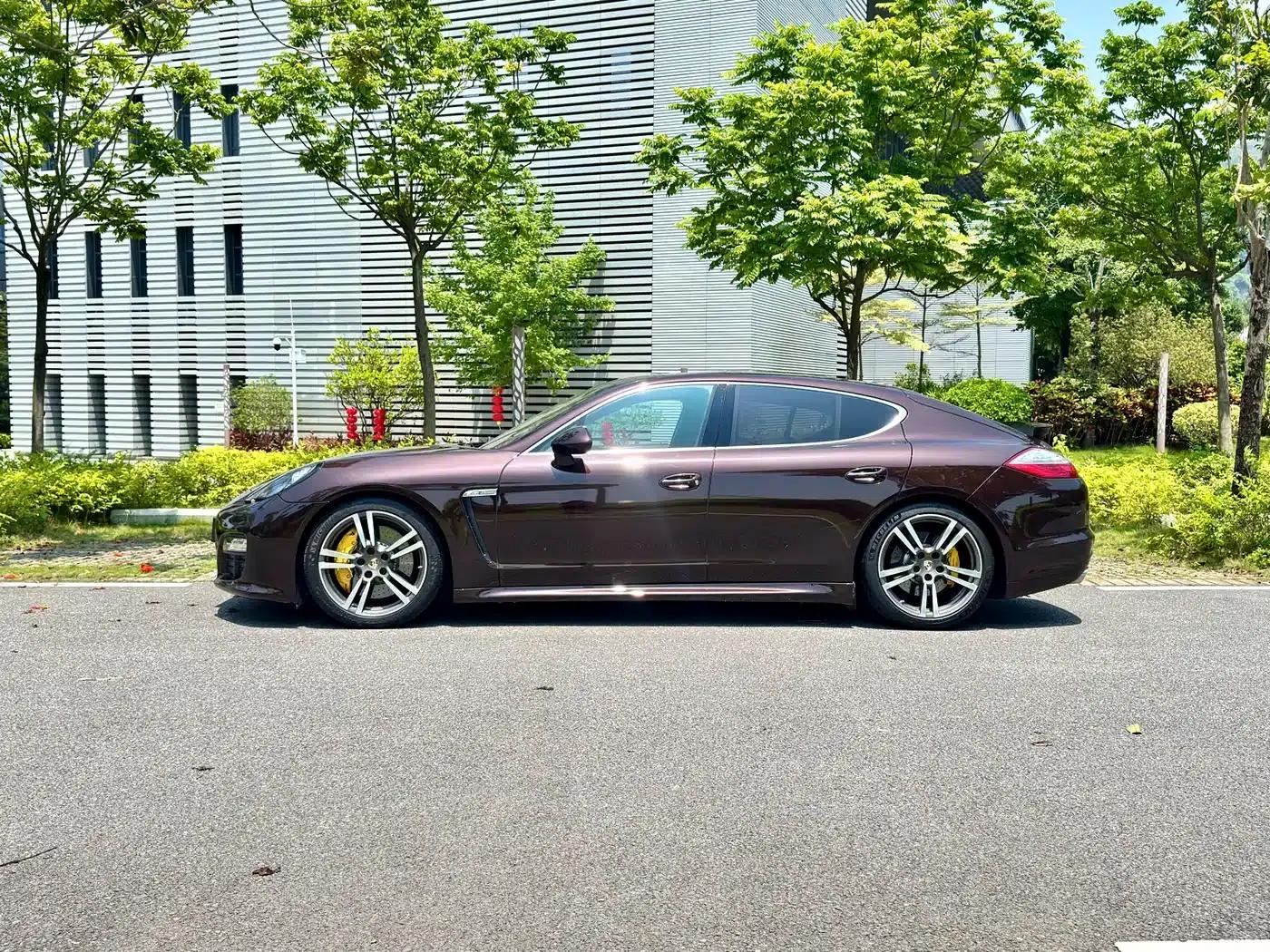 Panamera 2010 Panamera 4S 4.8L — миниатюра 3