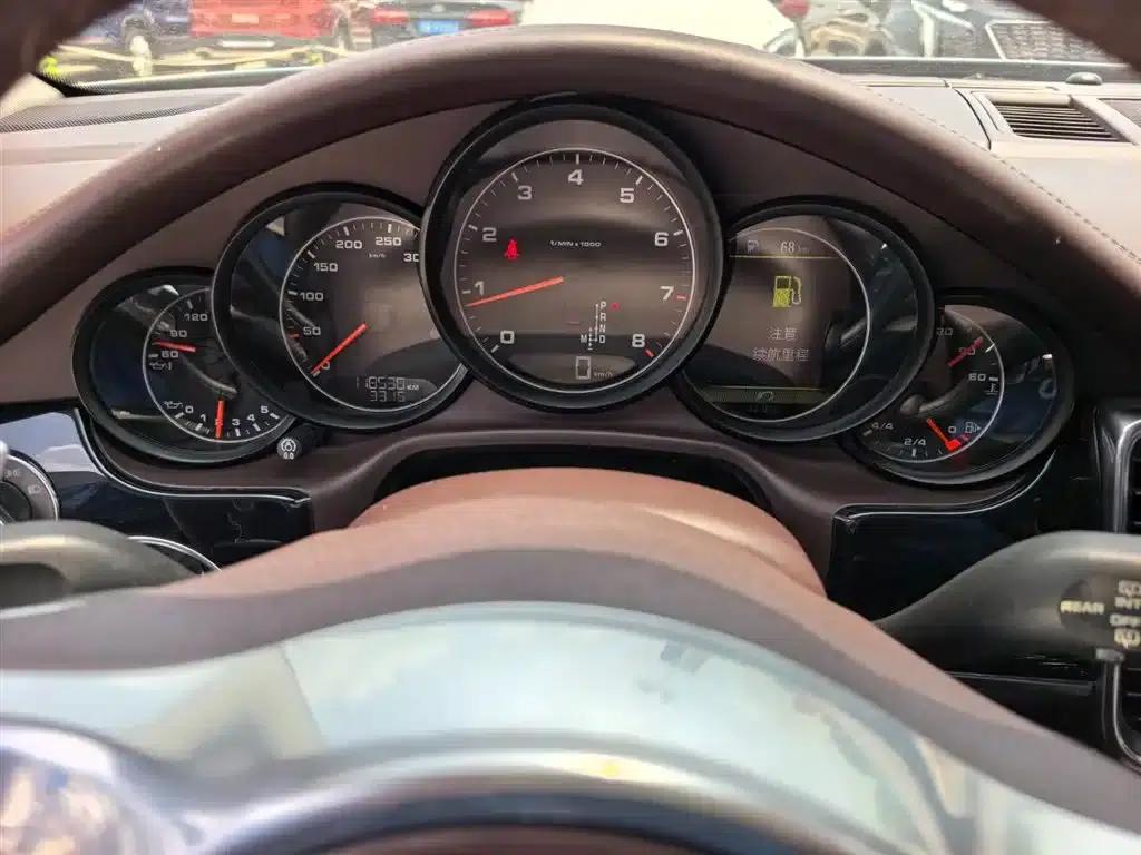 Panamera 2016 Panamera Edition 3.0T — миниатюра 13