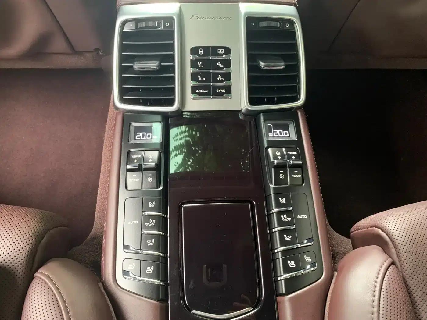 Panamera 2016 Panamera 4 Executive Edition 3.0T — миниатюра 12